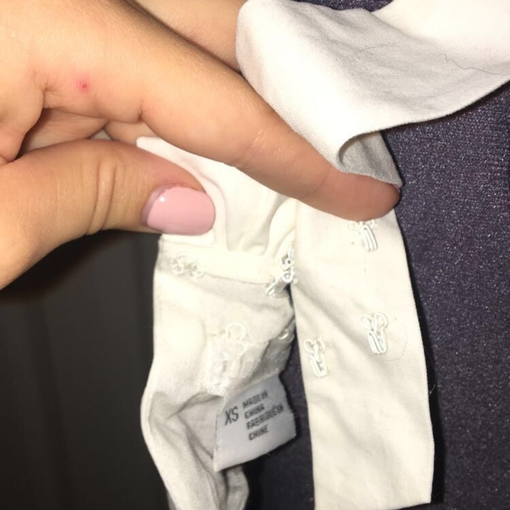 NWOT Urban outfitters backless ruffle crop top - Picture 3 of 3